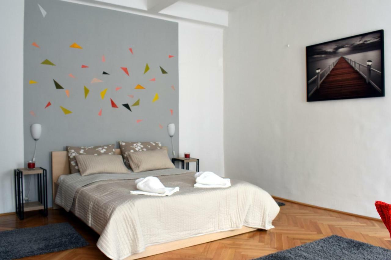 Diamond Astoria Apartments Budapeste Exterior foto