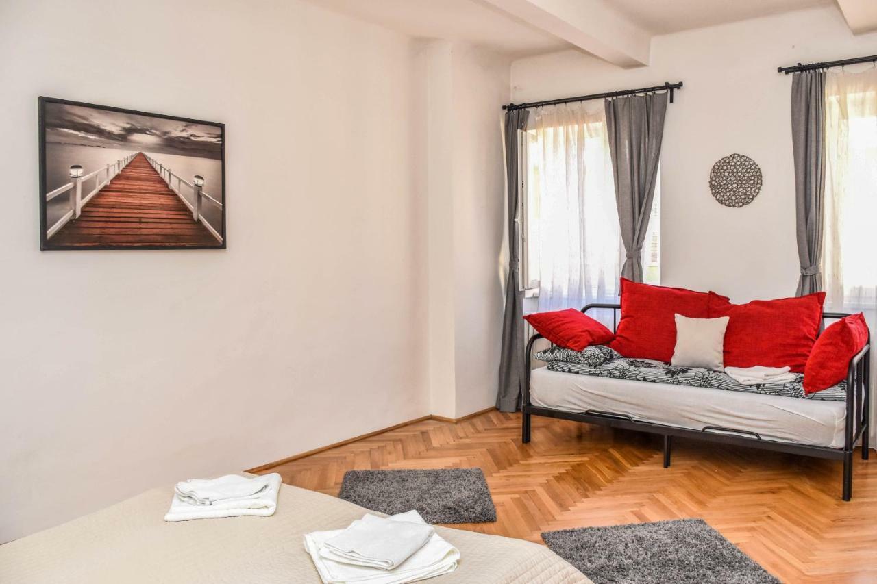 Diamond Astoria Apartments Budapeste Exterior foto