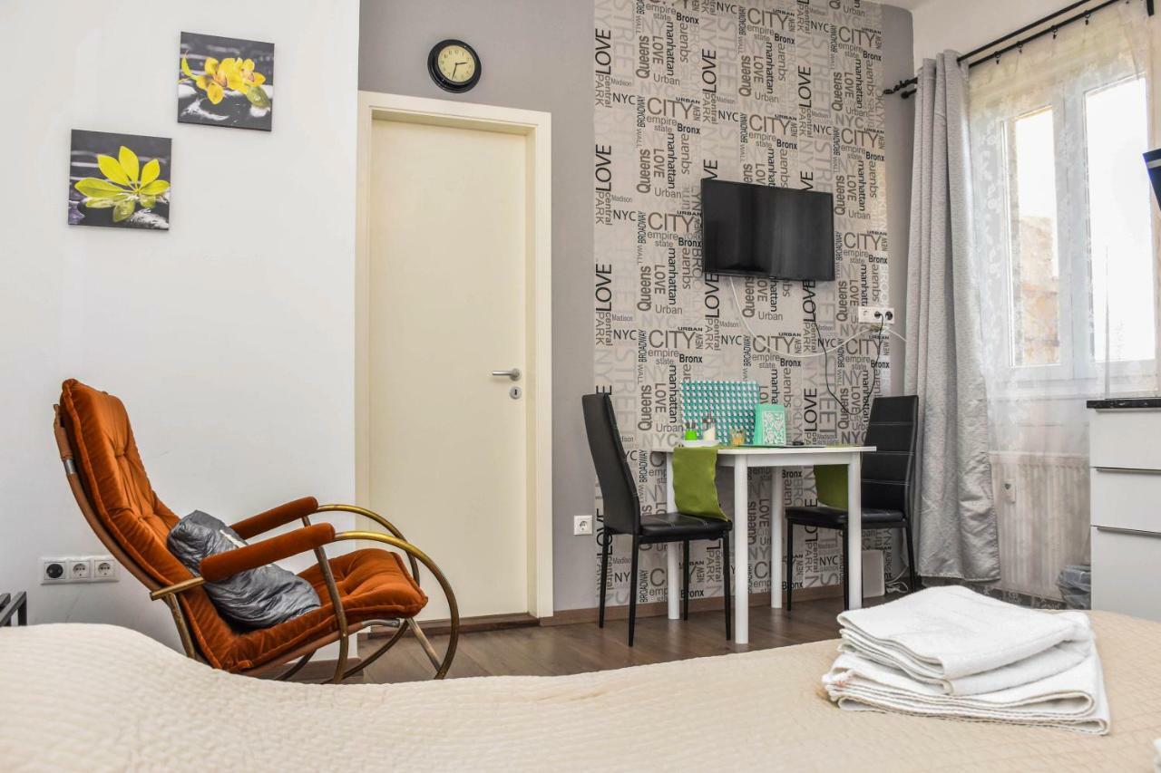 Diamond Astoria Apartments Budapeste Exterior foto